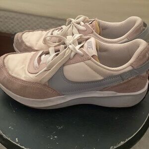 Nike waffle sneakers